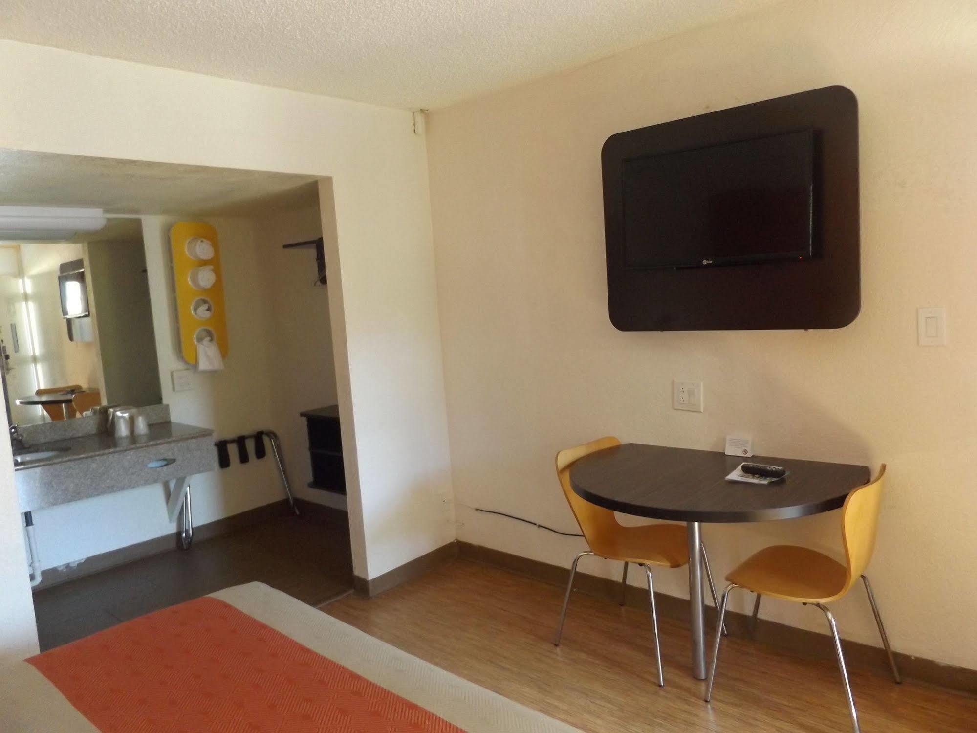 Motel 6 Glendale Az Εξωτερικό φωτογραφία