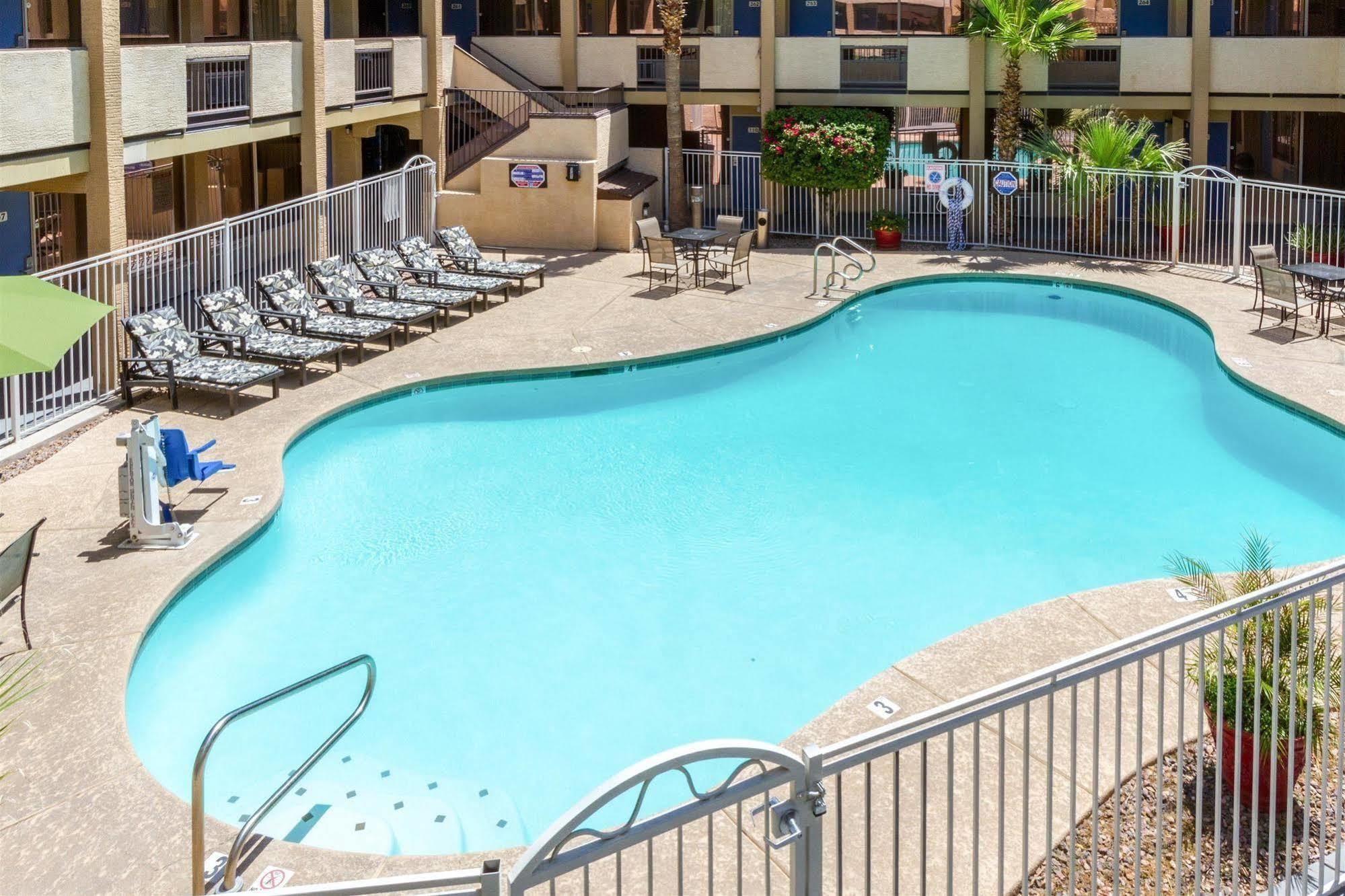 Motel 6 Glendale Az Εξωτερικό φωτογραφία