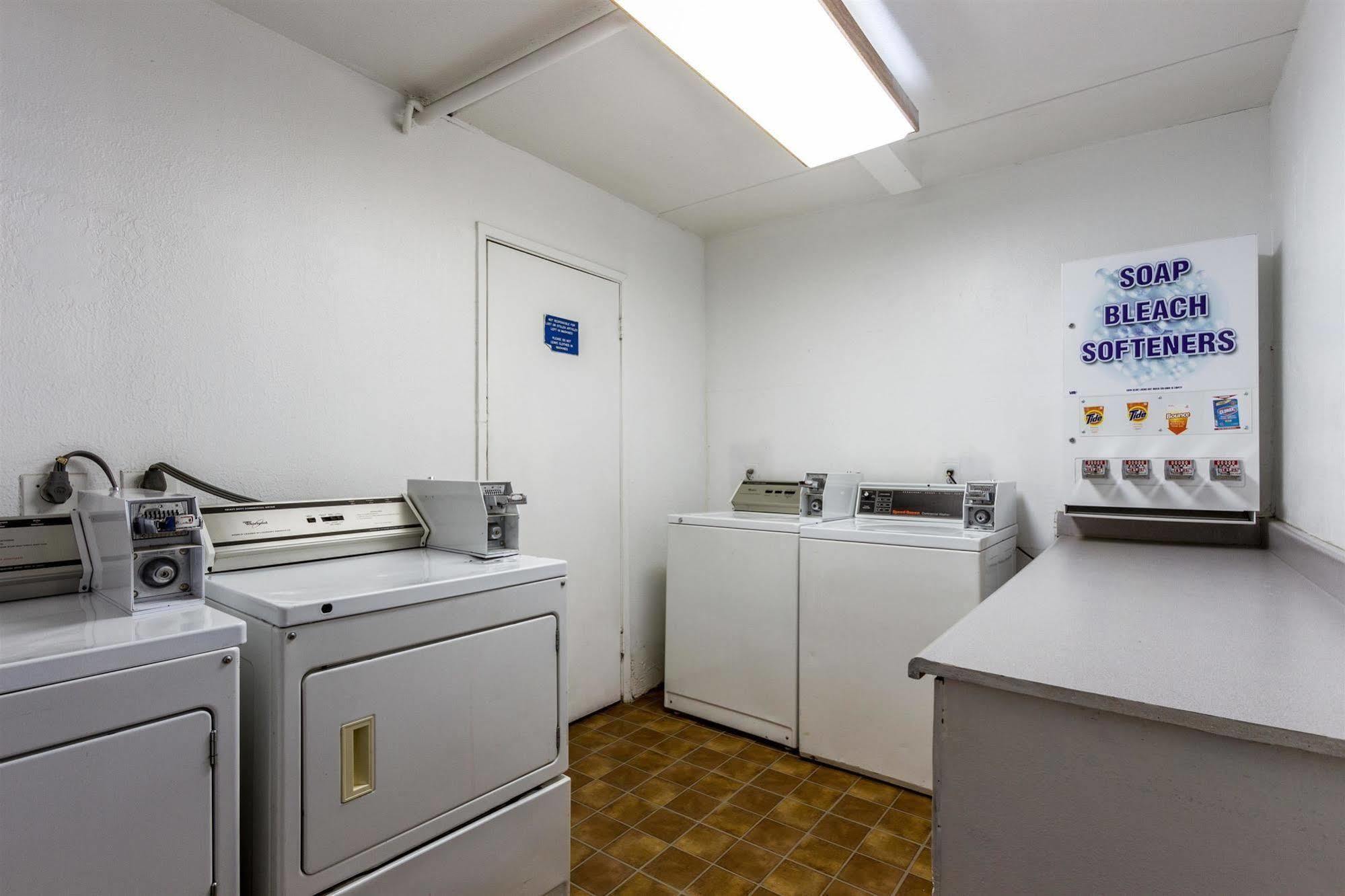 Motel 6 Glendale Az Εξωτερικό φωτογραφία